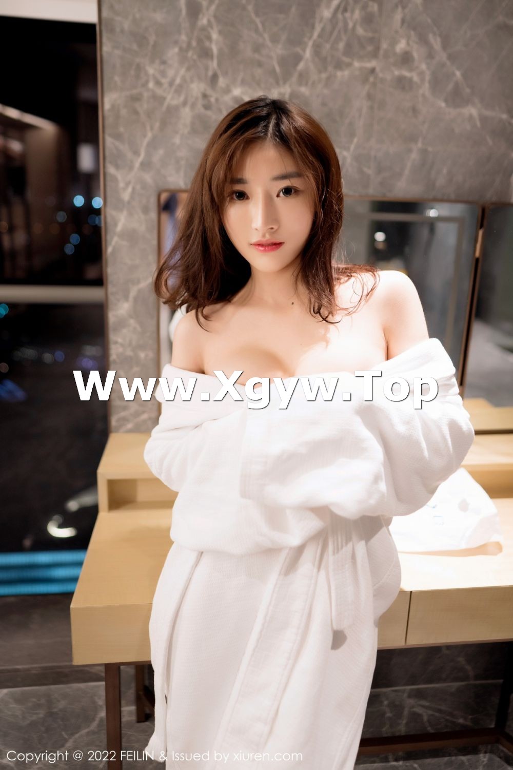 xgyw.top_[FeiLin嗲囡囡]VOL.349_模特西门小玉私房浴室半脱黑色服饰秀凹凸身材泡泡浴诱惑写真43P