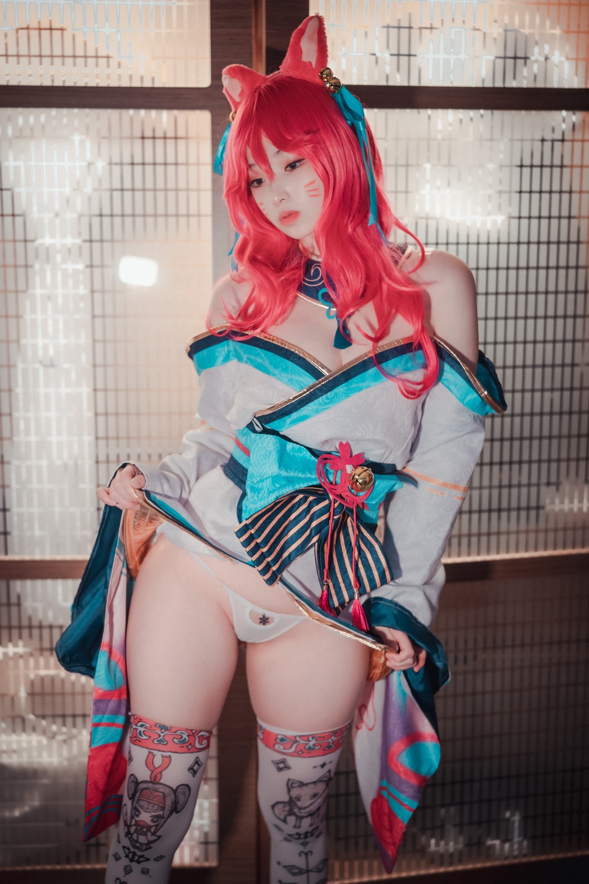 xgyw.top_[DJAWA]No.050_BamBi_Spirit Blossom Ahri主题半脱性感服饰露豪乳遮点诱惑写真145P