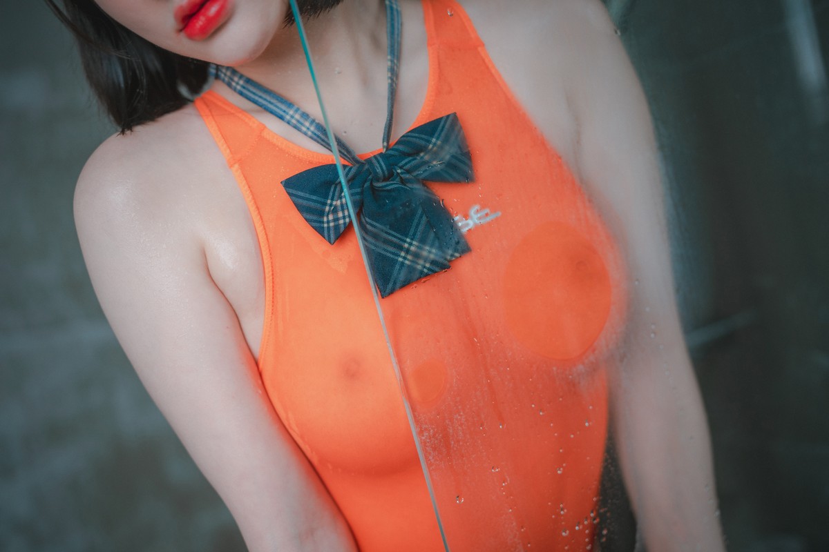 xgyw.top_[DJAWA]No.051_模特Yeeun_Swimming Lessons主题私房粉红泳装配黑丝袜诱惑写真155P