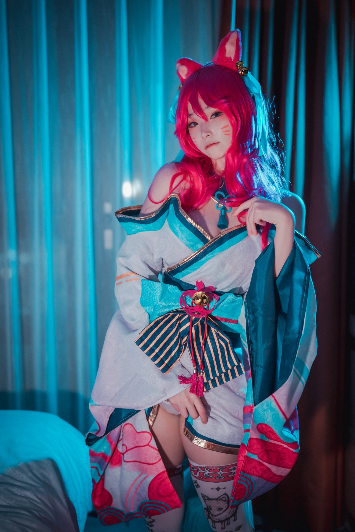 xgyw.top_[DJAWA]No.050_BamBi_Spirit Blossom Ahri主题半脱性感服饰露豪乳遮点诱惑写真145P