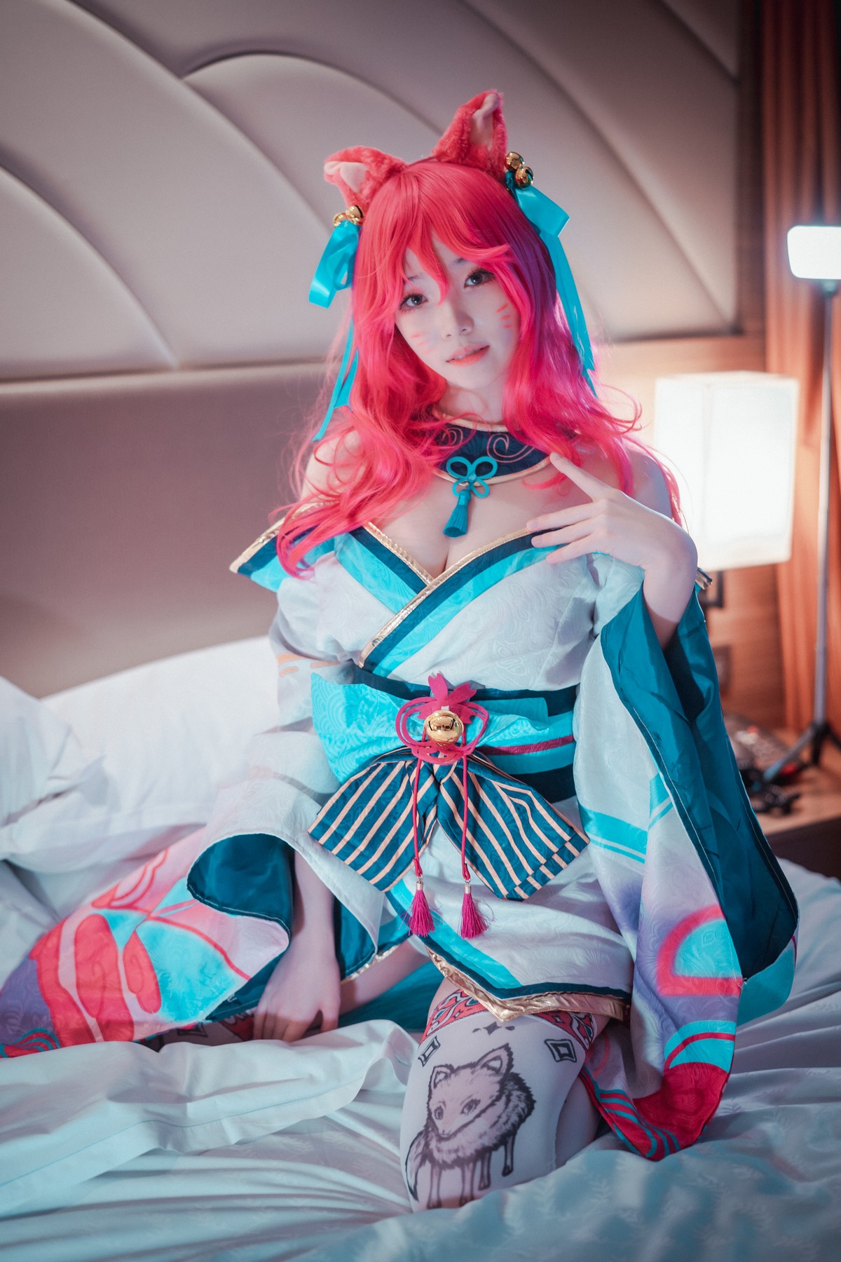 xgyw.top_[DJAWA]No.050_BamBi_Spirit Blossom Ahri主题半脱性感服饰露豪乳遮点诱惑写真145P