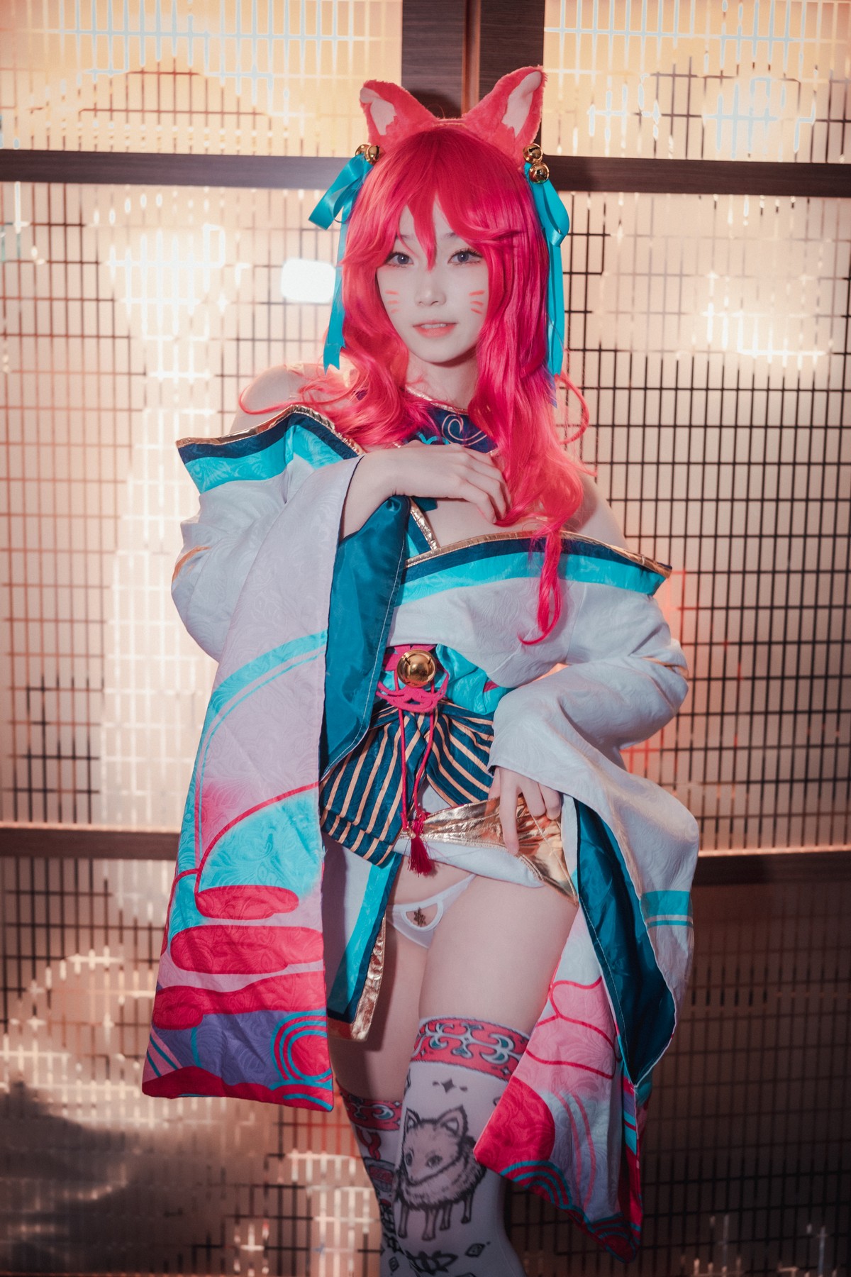 xgyw.top_[DJAWA]No.050_BamBi_Spirit Blossom Ahri主题半脱性感服饰露豪乳遮点诱惑写真145P