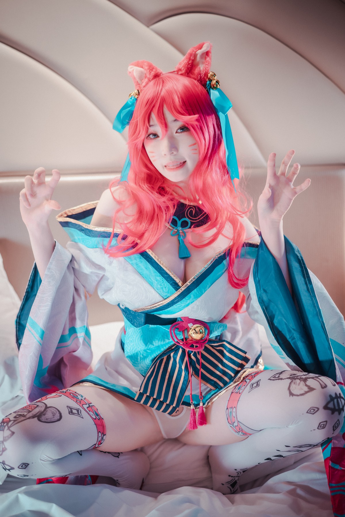 xgyw.top_[DJAWA]No.050_BamBi_Spirit Blossom Ahri主题半脱性感服饰露豪乳遮点诱惑写真145P