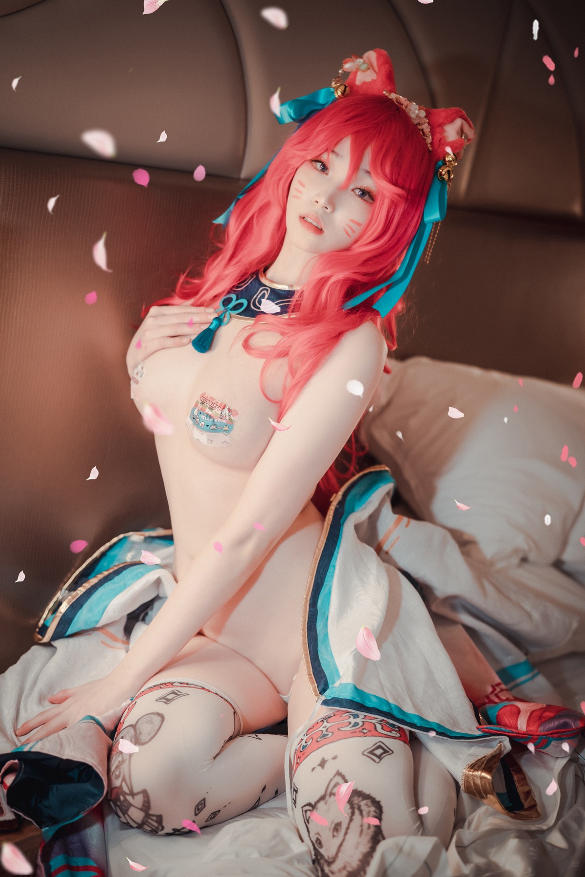 xgyw.top_[DJAWA]No.050_BamBi_Spirit Blossom Ahri主题半脱性感服饰露豪乳遮点诱惑写真145P
