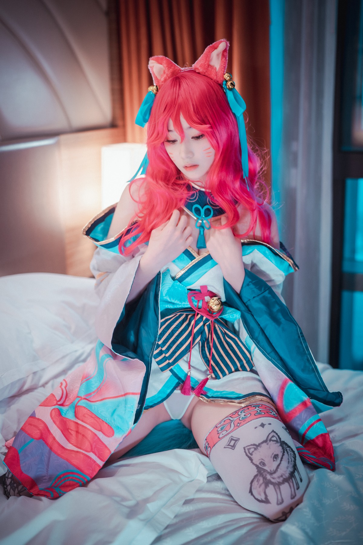 xgyw.top_[DJAWA]No.050_BamBi_Spirit Blossom Ahri主题半脱性感服饰露豪乳遮点诱惑写真145P
