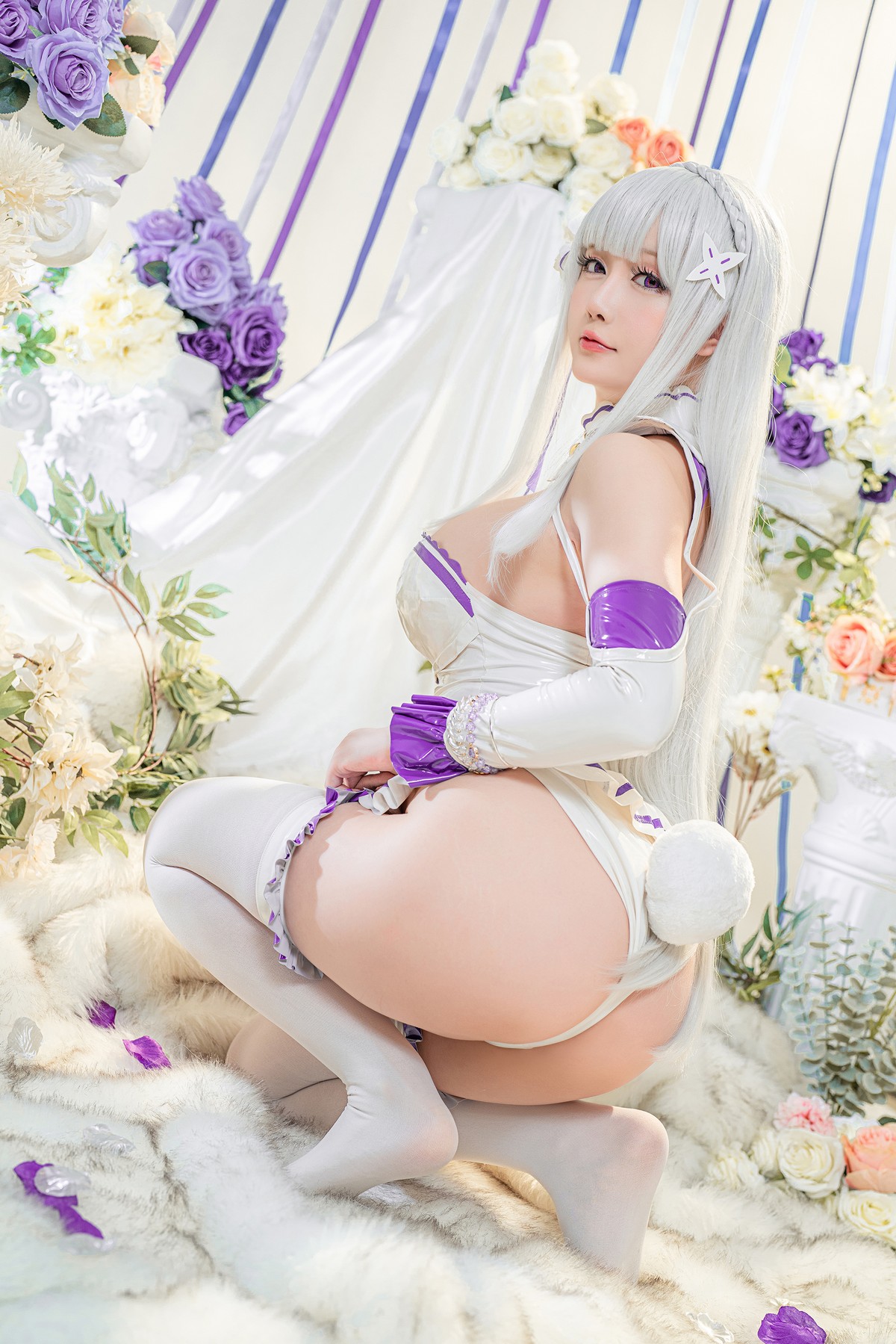 xgyw.top_Coser小姐姐星之迟迟爱蜜莉雅主题私房性感低胸连体衣配白丝袜完美诱惑写真97P
