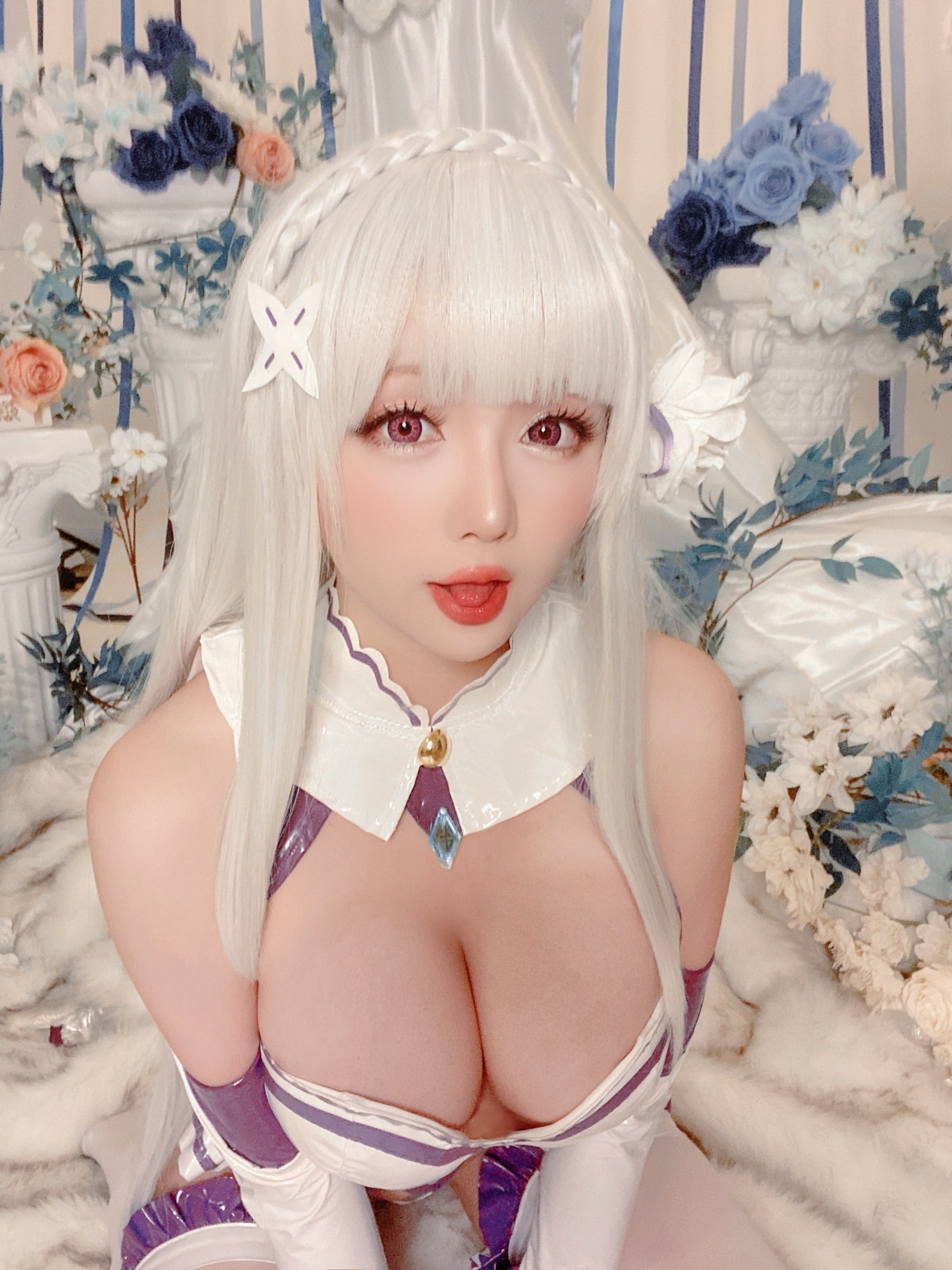 xgyw.top_Coser小姐姐星之迟迟爱蜜莉雅主题私房性感低胸连体衣配白丝袜完美诱惑写真97P