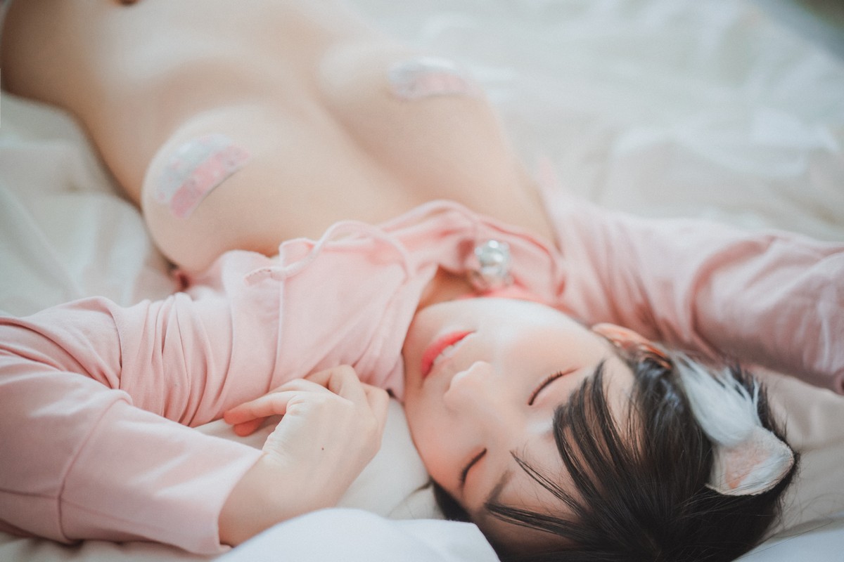 xgyw.top_[DJAWA]No.054_模特Mimmi_The Pet Girl主题私房半脱露豪乳翘臀遮点极致诱惑写真51P