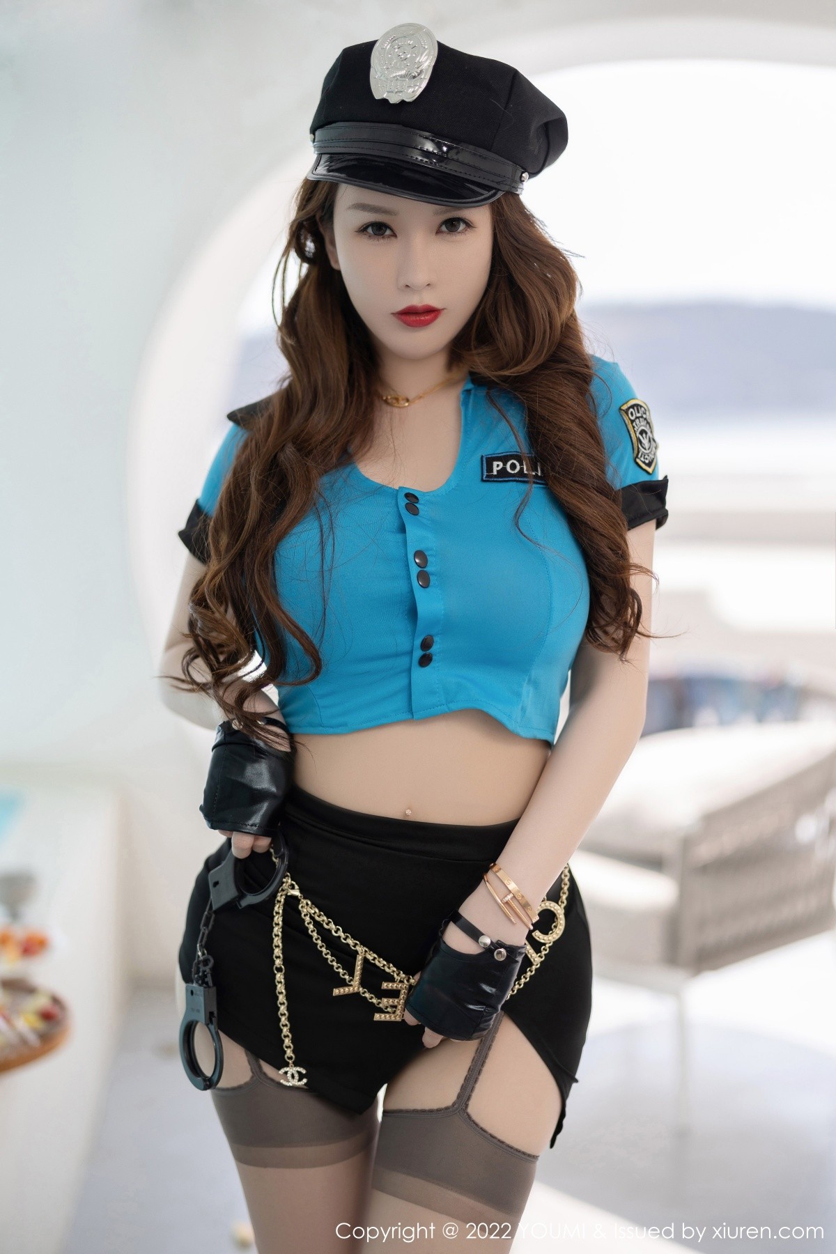 xgyw.top_[YouMi尤蜜荟]Vol.792_女神尤妮丝Egg大理旅拍性感黑短裙配灰丝吊袜秀翘臀诱惑写真58P