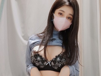 Coser大姐姐白银81四月合集试衣间主题私人黑色蕾丝内衣秀豪乳蜜桃臀骚扰写真80P