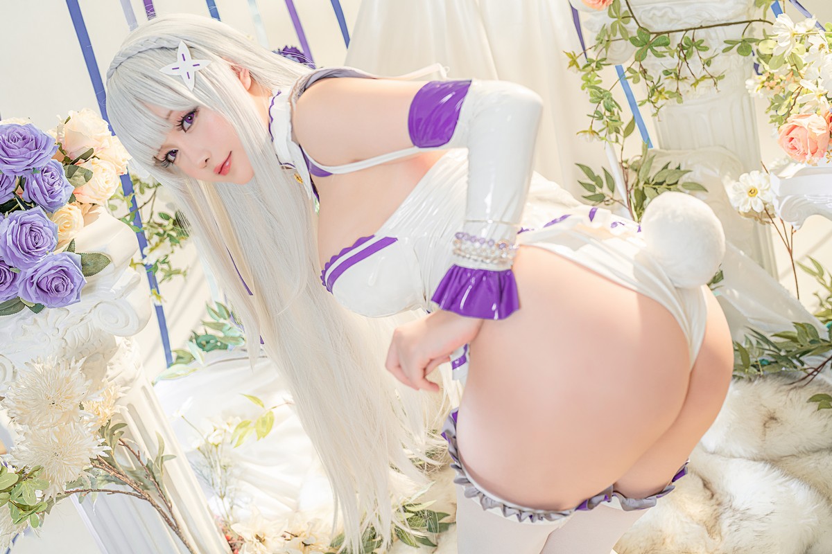 xgyw.top_Coser小姐姐星之迟迟爱蜜莉雅主题私房性感低胸连体衣配白丝袜完美诱惑写真97P