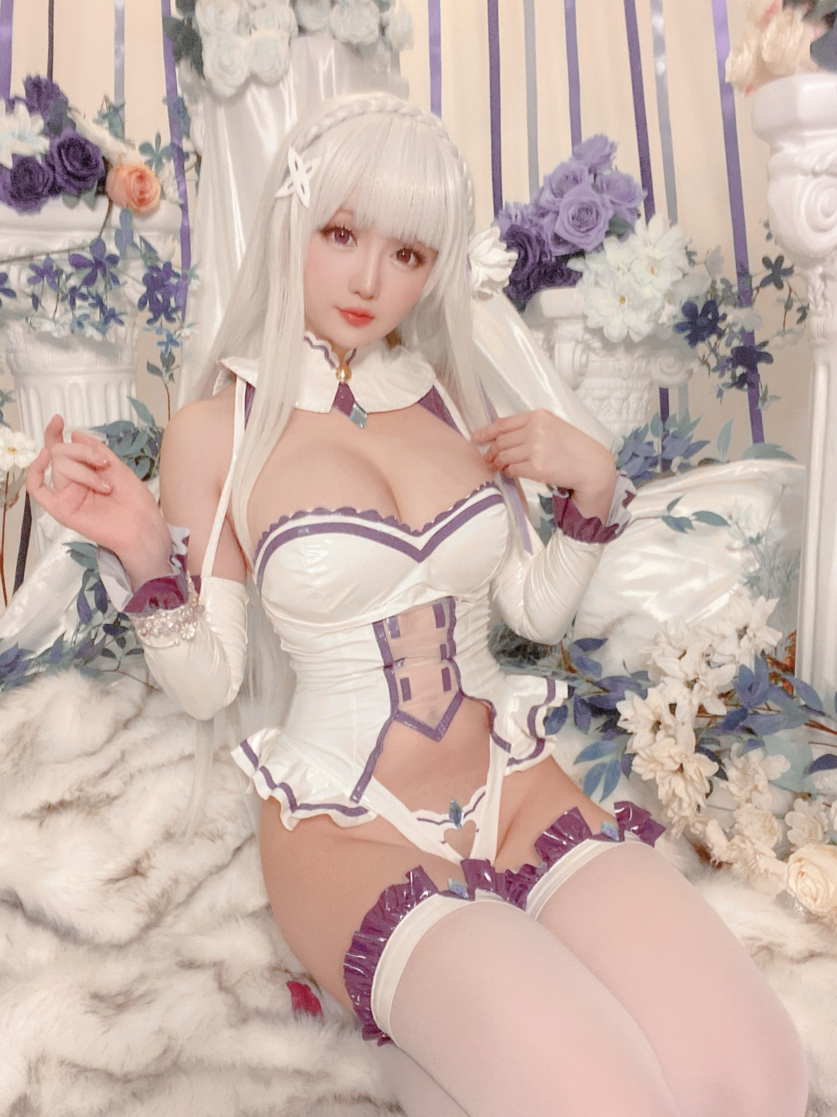 xgyw.top_Coser小姐姐星之迟迟爱蜜莉雅主题私房性感低胸连体衣配白丝袜完美诱惑写真97P