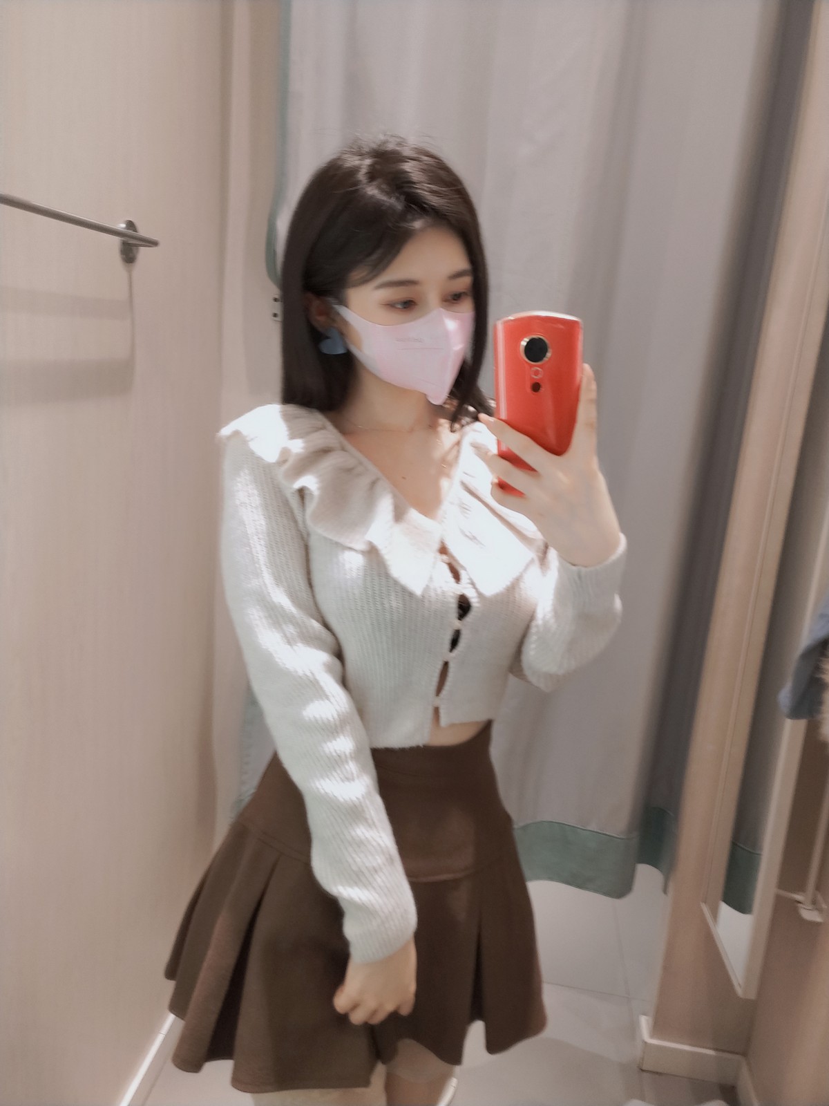 xgyw.top_Coser小姐姐白银81四月合集试衣间主题私房黑色蕾丝内衣秀豪乳翘臀诱惑写真80P