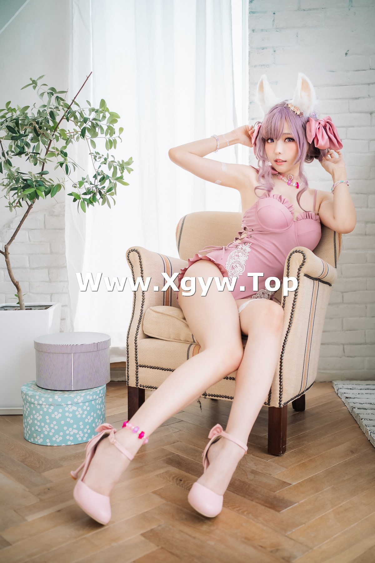 xgyw.top_Coser妹子Ely_eee-Original Swimsuit主题性感粉红连体衣 黑色内衣完美诱惑写真114P