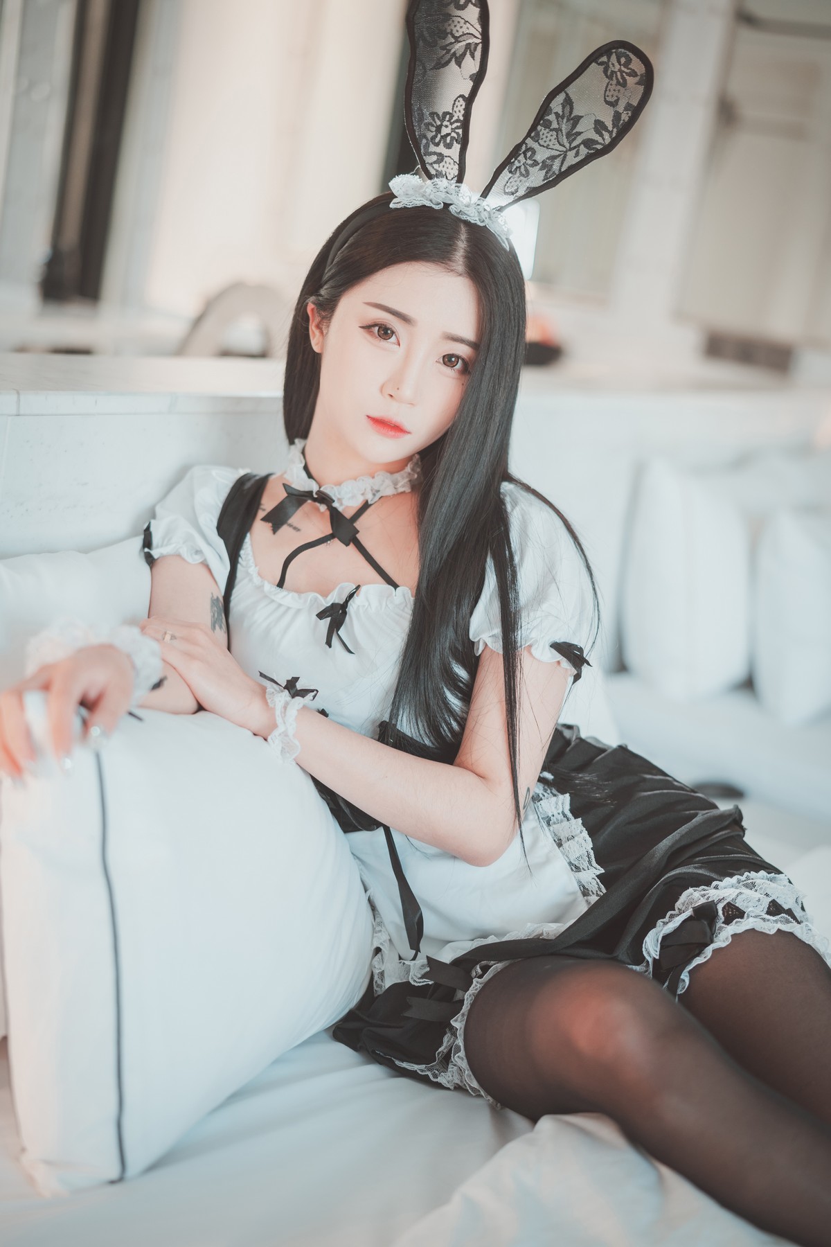 xgyw.top_[DJAWA]No.057_模特Bomi_Bomistry主题兔女郎装扮黑色蕾丝吊袜撩人诱惑写真46P