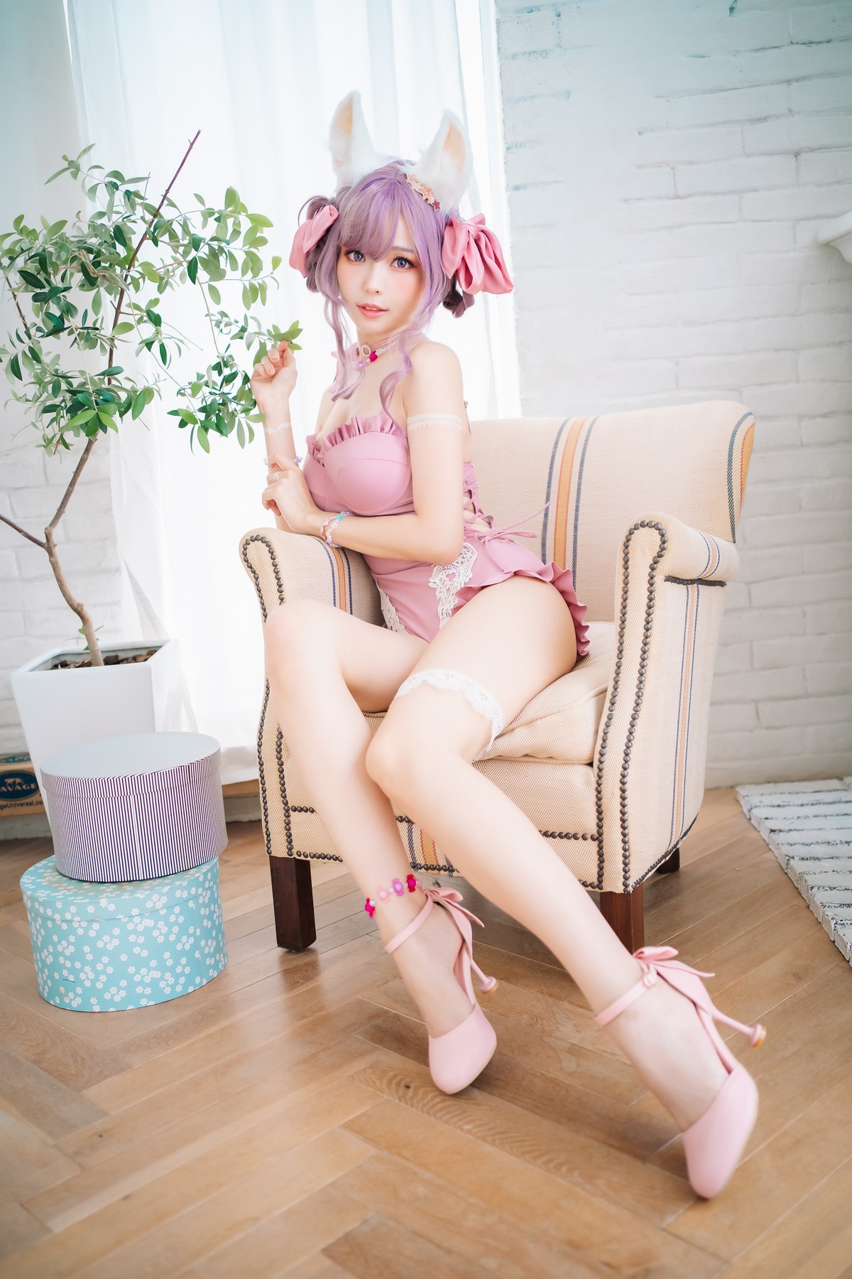 xgyw.top_Coser妹子Ely_eee-Original Swimsuit主题性感粉红连体衣 黑色内衣完美诱惑写真114P