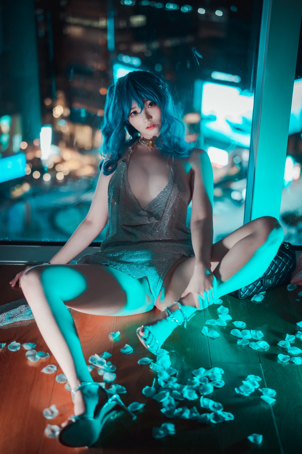 xgyw.top_[DJAWA]No.056_BamBi_Azur Lane USS Saint Louis主题金缕衣秀火辣身材诱惑写真117P