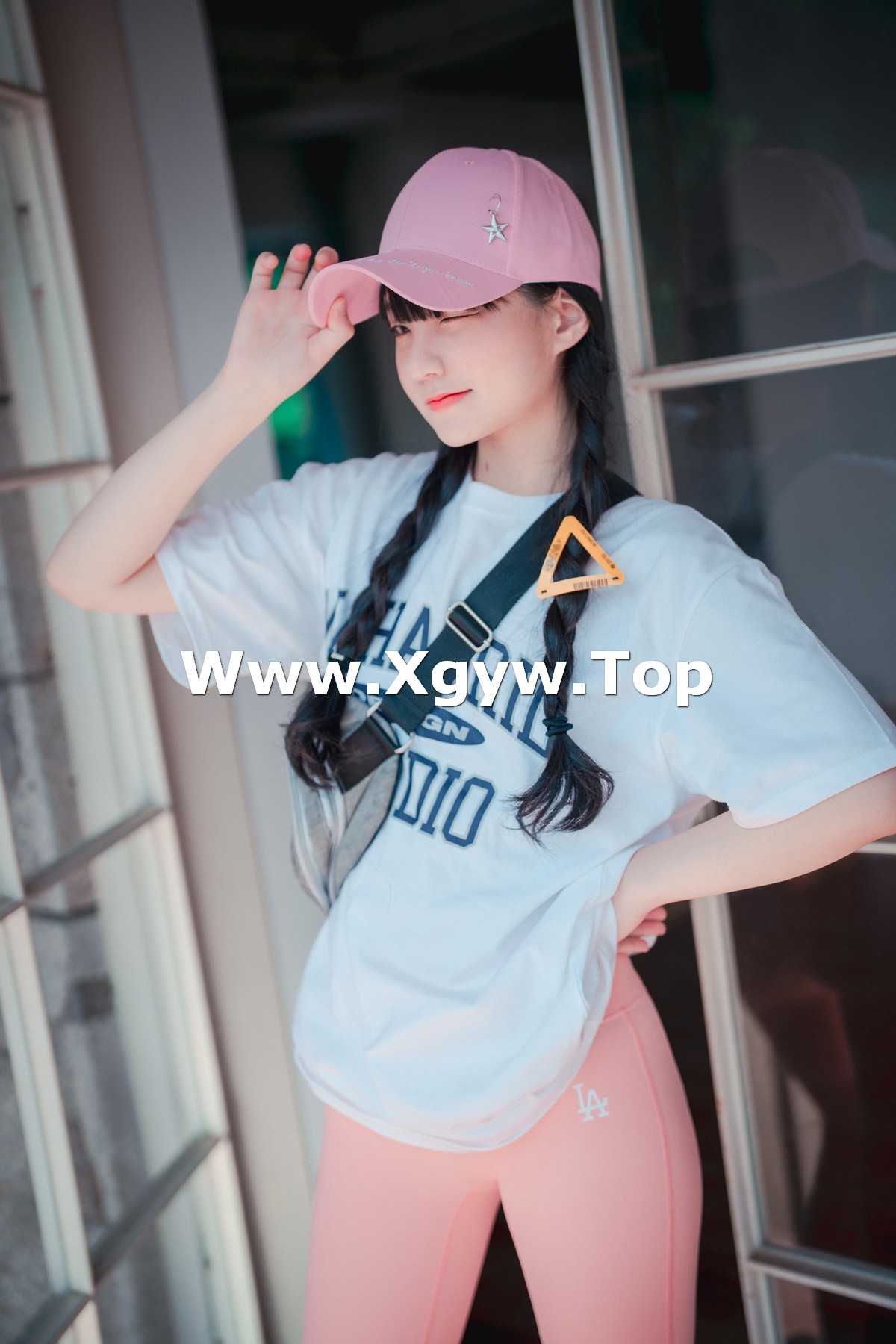 xgyw.top_[DJAWA]No.060_模特Jenny_Loose and Tight Pink主题性感白T配粉色运动裤诱惑写真158P