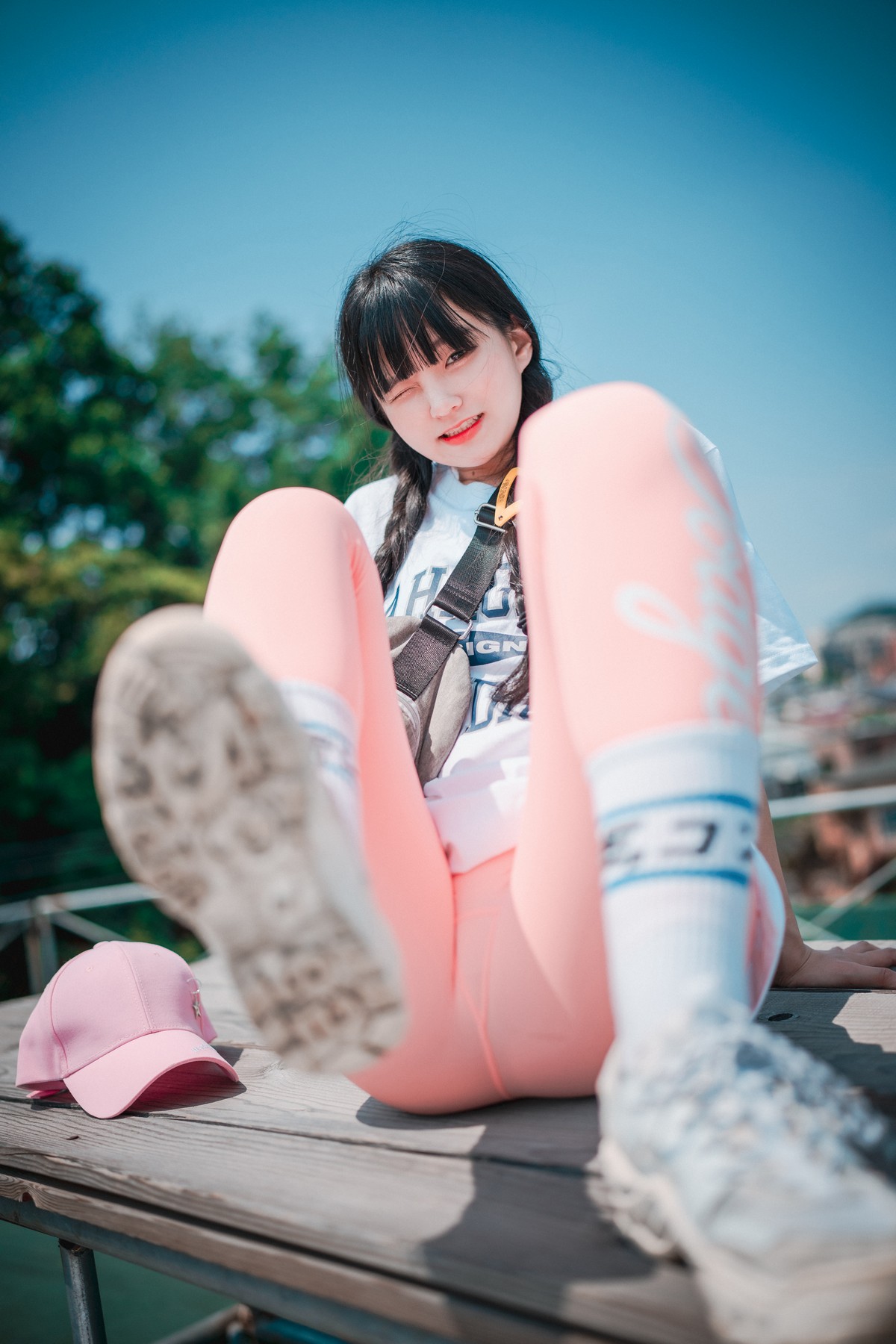 xgyw.top_[DJAWA]No.060_模特Jenny_Loose and Tight Pink主题性感白T配粉色运动裤诱惑写真158P