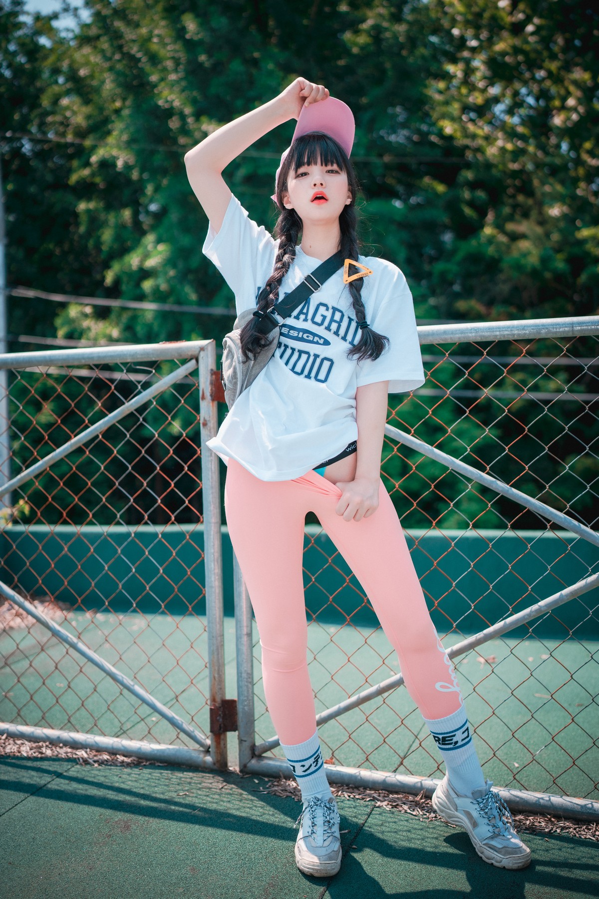 xgyw.top_[DJAWA]No.060_模特Jenny_Loose and Tight Pink主题性感白T配粉色运动裤诱惑写真158P