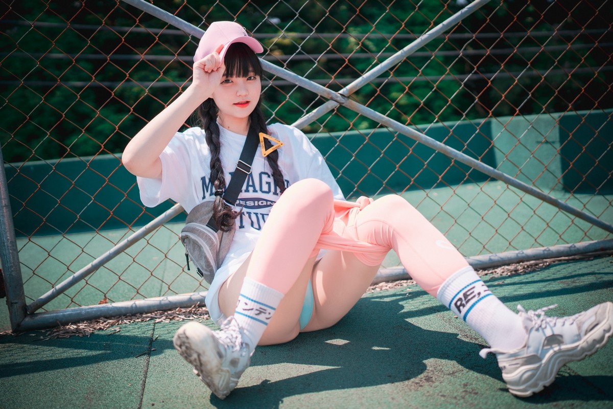 xgyw.top_[DJAWA]No.060_模特Jenny_Loose and Tight Pink主题性感白T配粉色运动裤诱惑写真158P