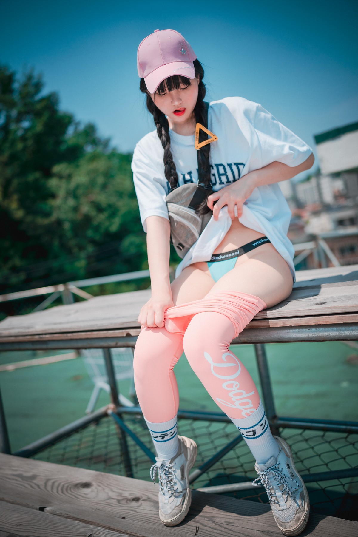 xgyw.top_[DJAWA]No.060_模特Jenny_Loose and Tight Pink主题性感白T配粉色运动裤诱惑写真158P