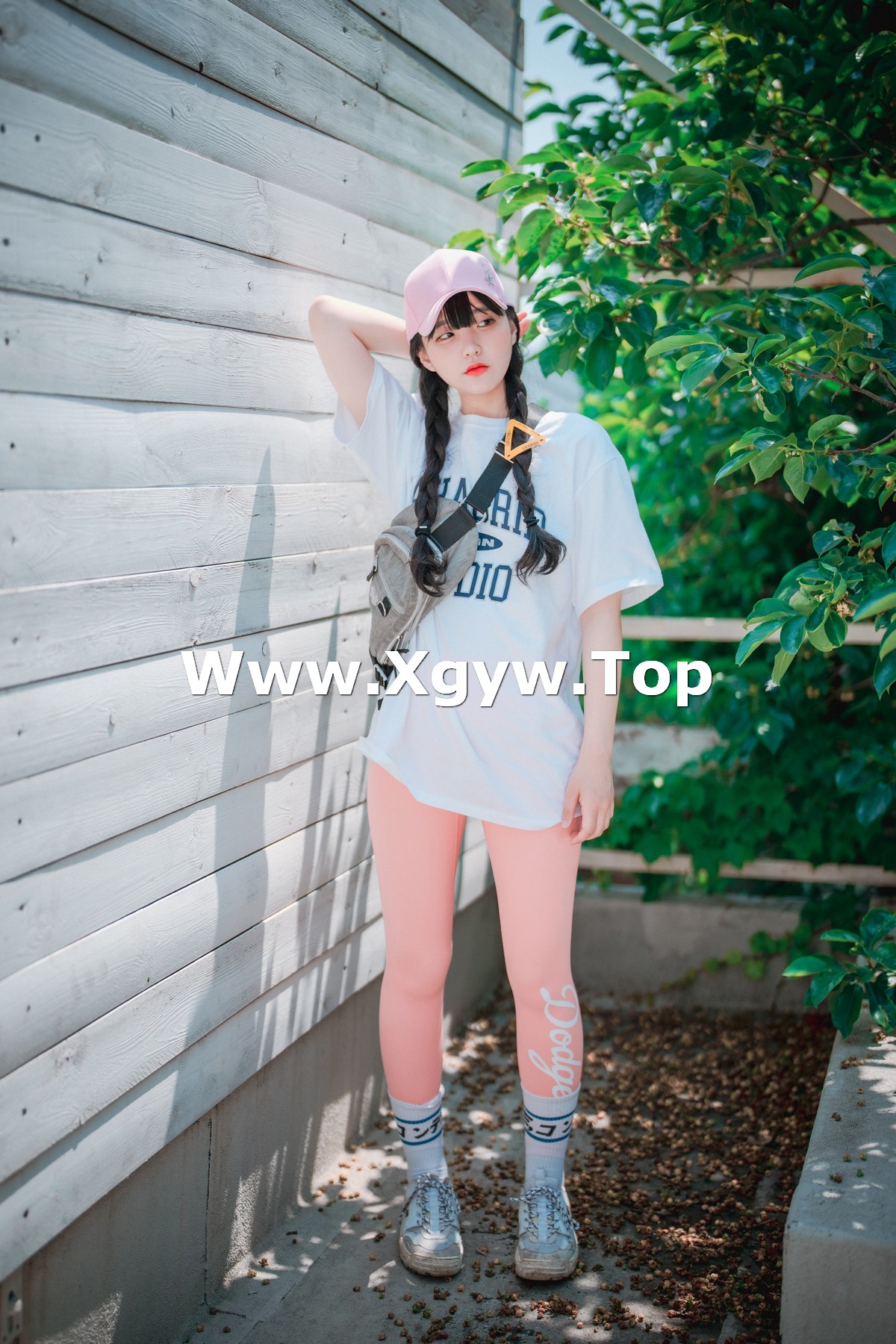 xgyw.top_[DJAWA]No.060_模特Jenny_Loose and Tight Pink主题性感白T配粉色运动裤诱惑写真158P