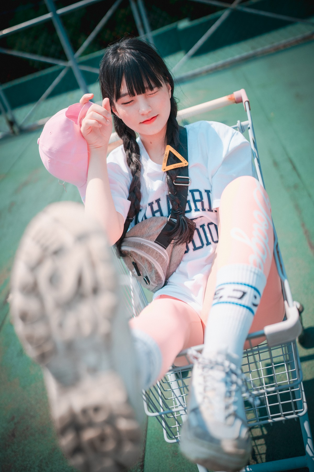 xgyw.top_[DJAWA]No.060_模特Jenny_Loose and Tight Pink主题性感白T配粉色运动裤诱惑写真158P
