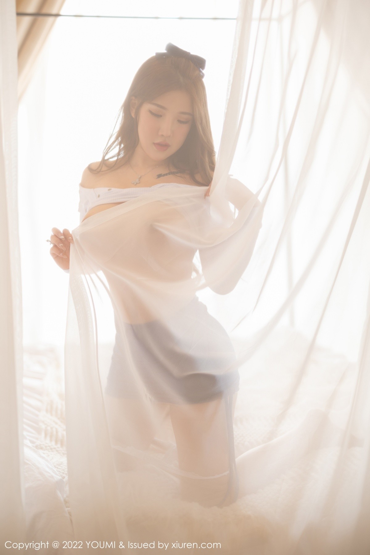 xgyw.top_[YouMi尤蜜荟]Vol.794_模特小海臀Rena大理旅拍白色轻透上衣配开档肉丝完美诱惑写真60P