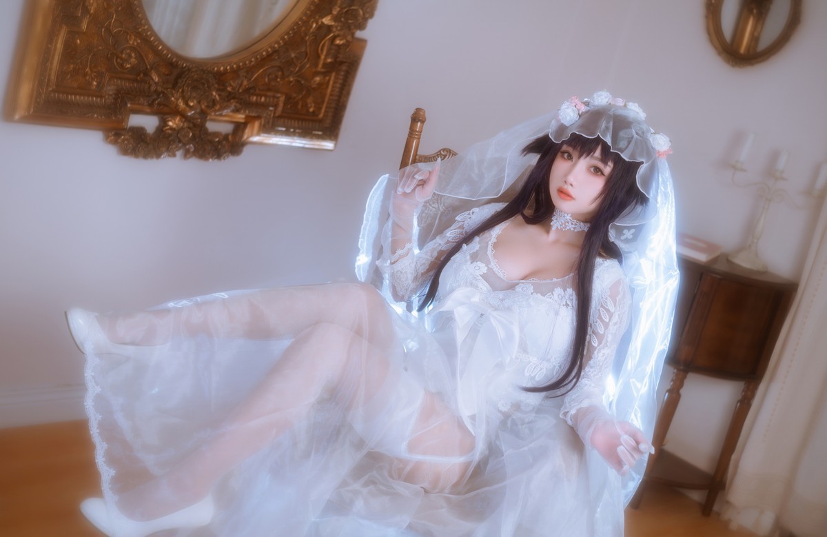 xgyw.top_白嫩美少女鬼畜瑶在不在婚纱主题私房性感纯白薄透婚纱秀惹火身材诱惑写真38P