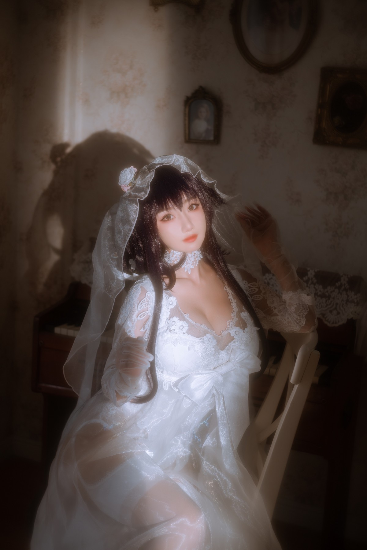xgyw.top_白嫩美少女鬼畜瑶在不在婚纱主题私房性感纯白薄透婚纱秀惹火身材诱惑写真38P