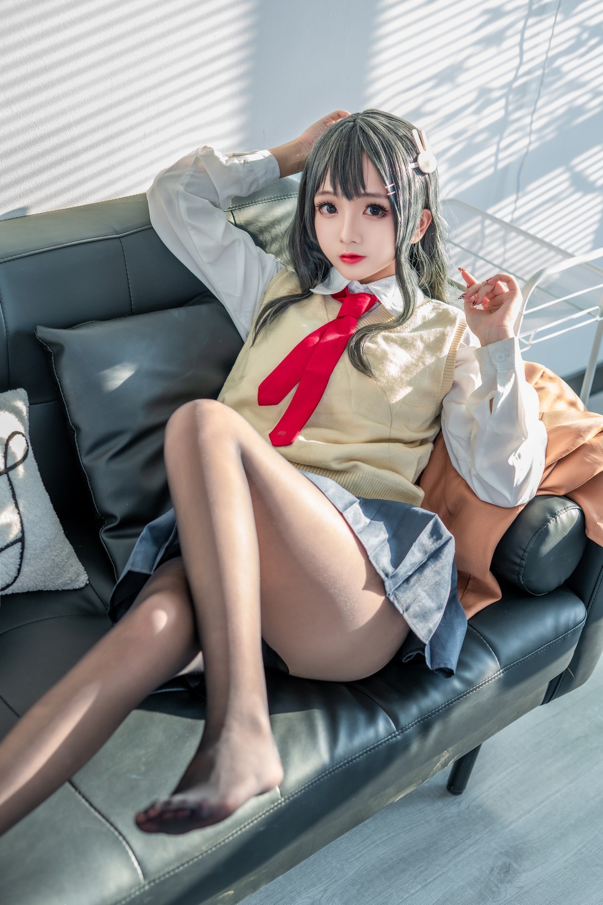 xgyw.top_Cosplay美女日奈娇麻衣校服主题私房性感学生制服半脱露蕾丝内衣迷人诱惑写真73P