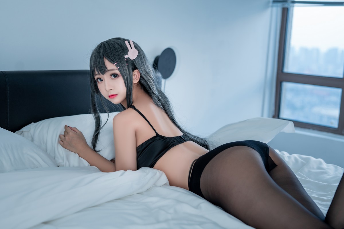 xgyw.top_Cosplay美女日奈娇麻衣校服主题私房性感学生制服半脱露蕾丝内衣迷人诱惑写真73P