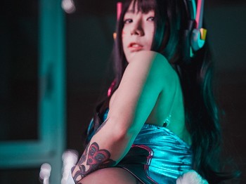 [DJAWA]No.063_Maruemon_D.Va Bunny Hop主题性感贴身衣配黑色丝袜裤袜骚扰写真105P