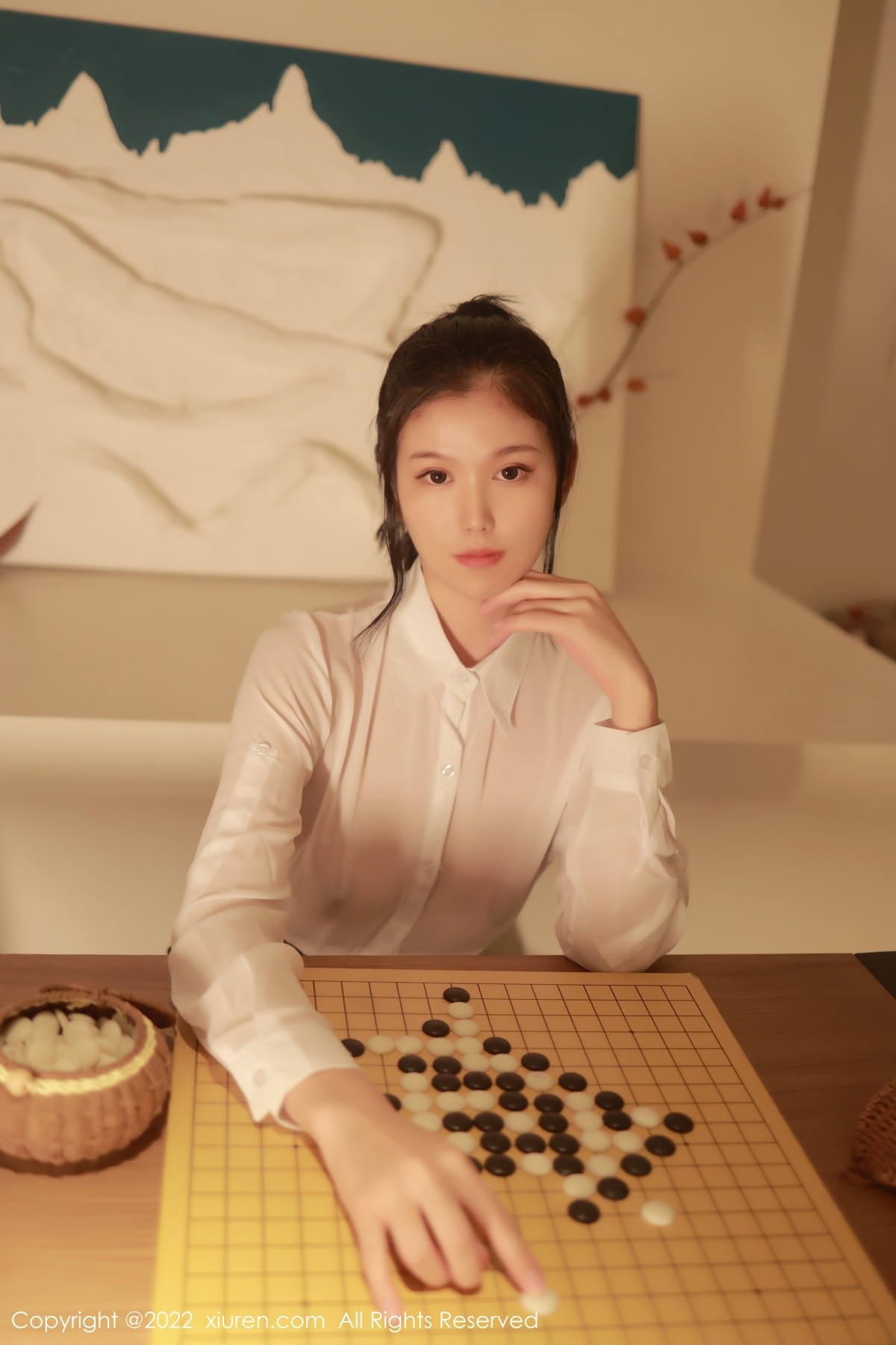 xgyw.top_XiuRen第5057期_模特李雅柔白色轻透上衣配黑色短裙露开档黑丝秀翘臀诱惑写真65P