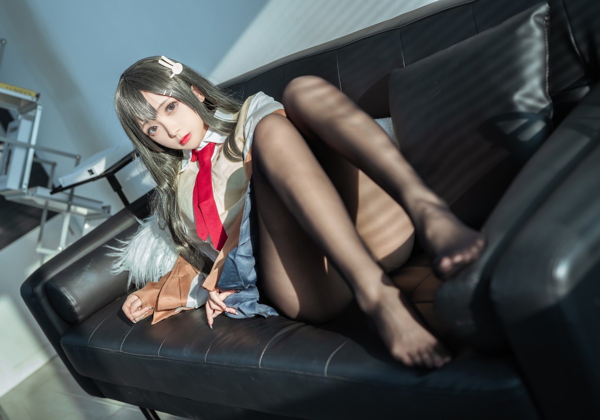 xgyw.top_Cosplay美女日奈娇麻衣校服主题私房性感学生制服半脱露蕾丝内衣迷人诱惑写真73P