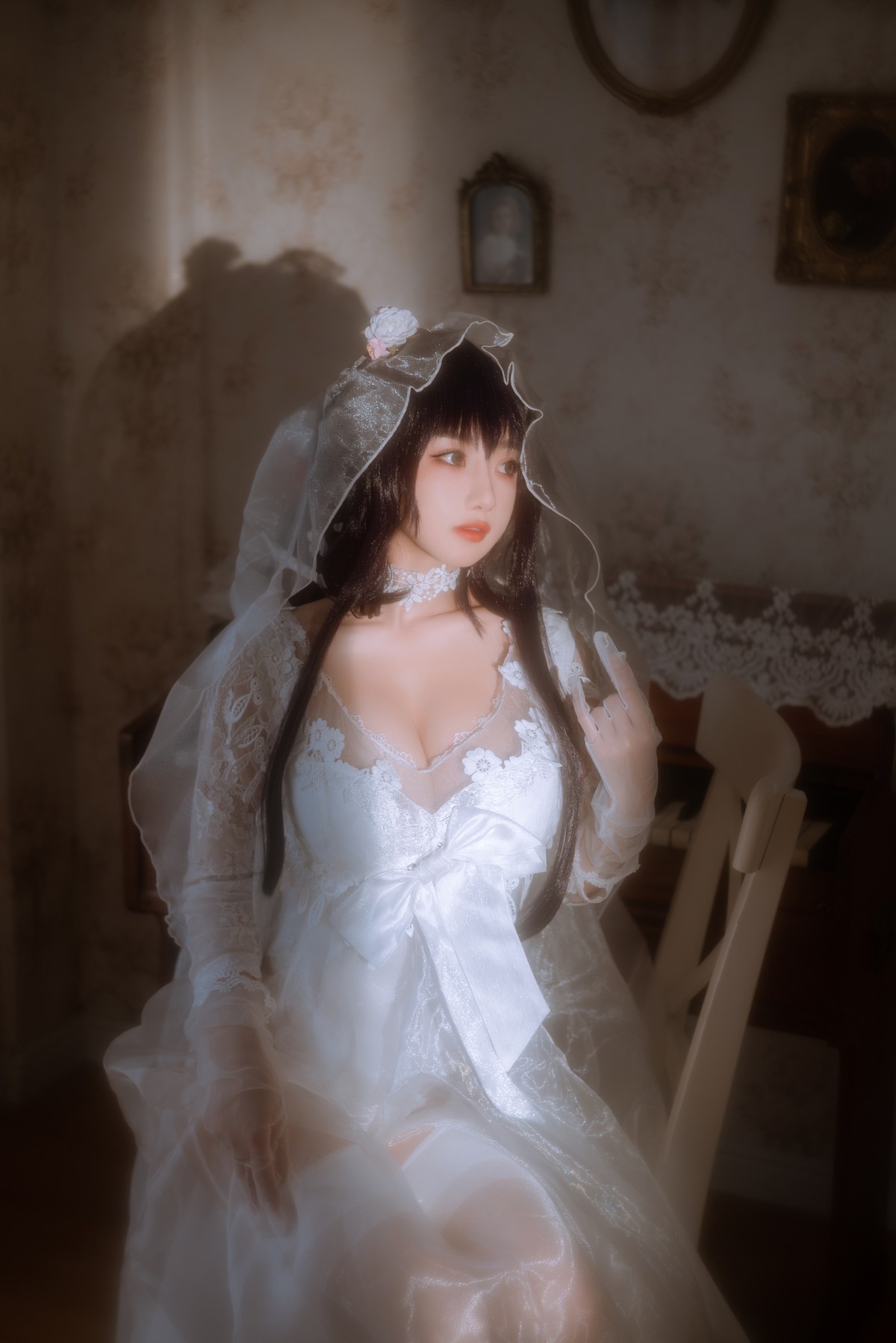 xgyw.top_白嫩美少女鬼畜瑶在不在婚纱主题私房性感纯白薄透婚纱秀惹火身材诱惑写真38P