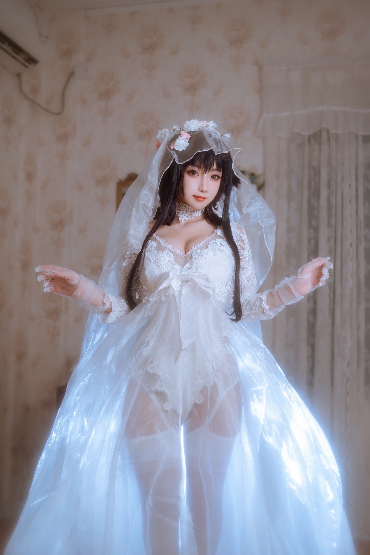 xgyw.top_白嫩美少女鬼畜瑶在不在婚纱主题私房性感纯白薄透婚纱秀惹火身材诱惑写真38P