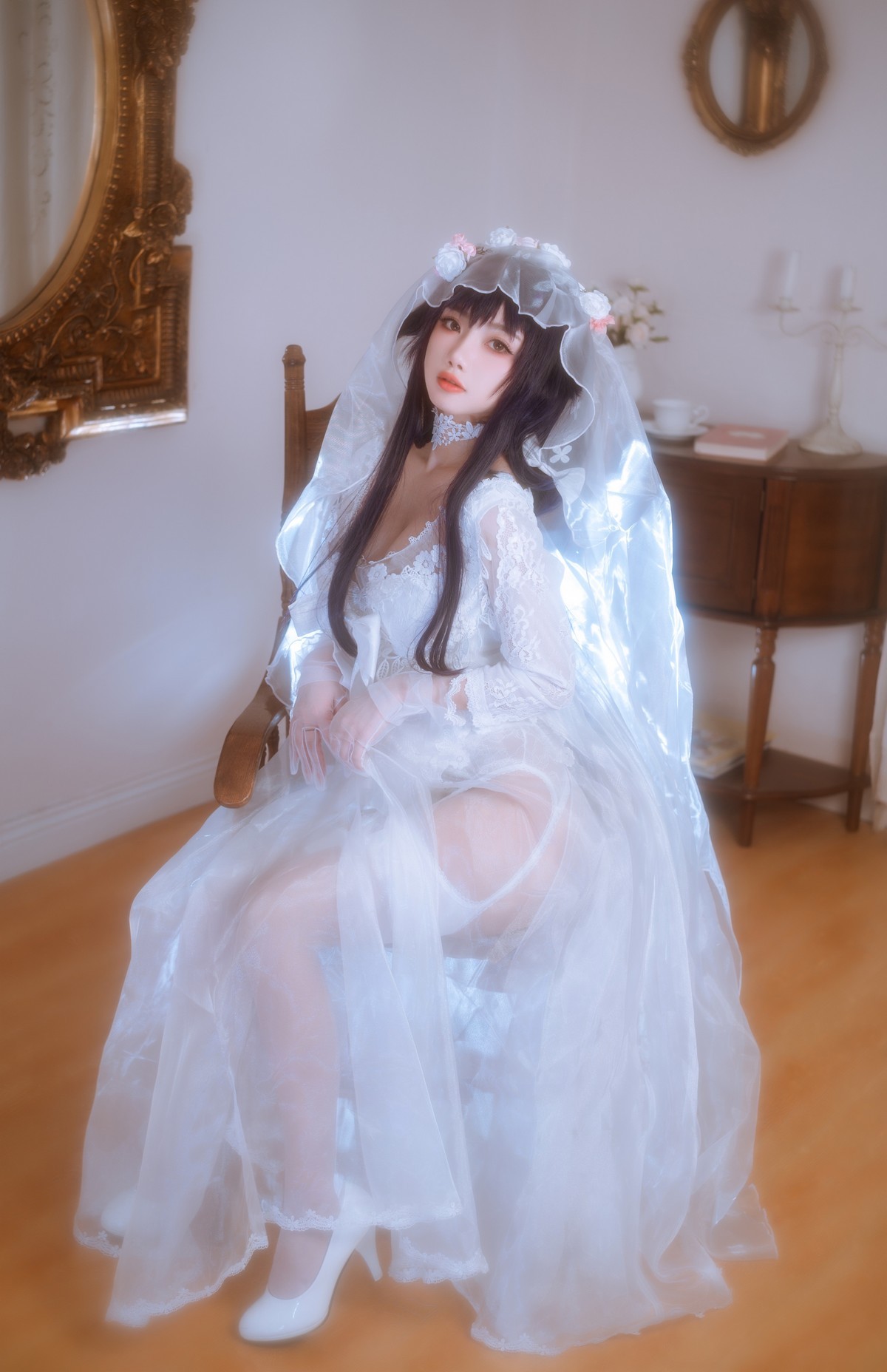 xgyw.top_白嫩美少女鬼畜瑶在不在婚纱主题私房性感纯白薄透婚纱秀惹火身材诱惑写真38P