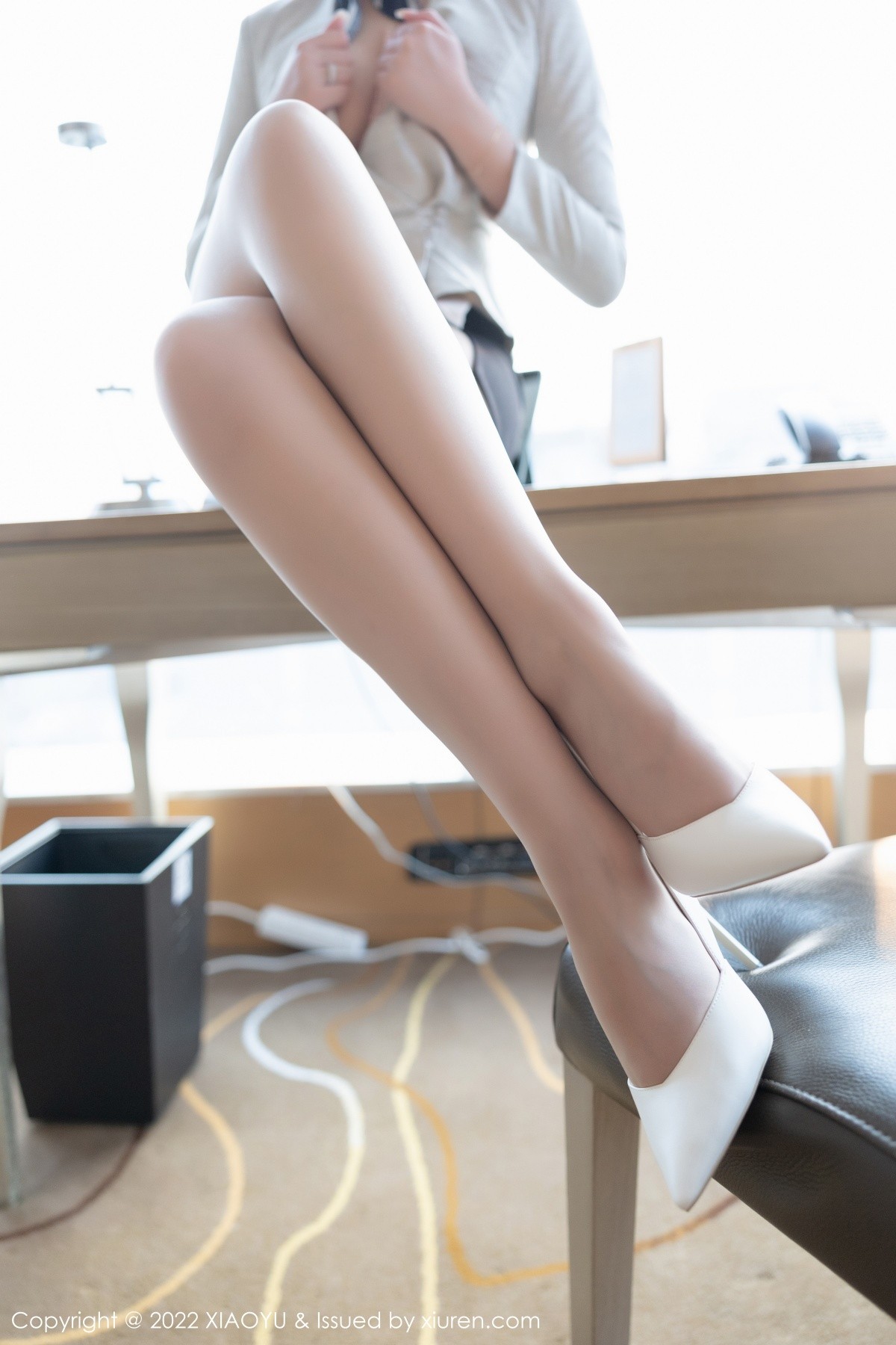 xgyw.top_[XiaoYu画语界]Vol.785_模特郑颖姗青岛旅拍半脱露浅色蕾丝内衣配原色丝袜诱惑写真86P