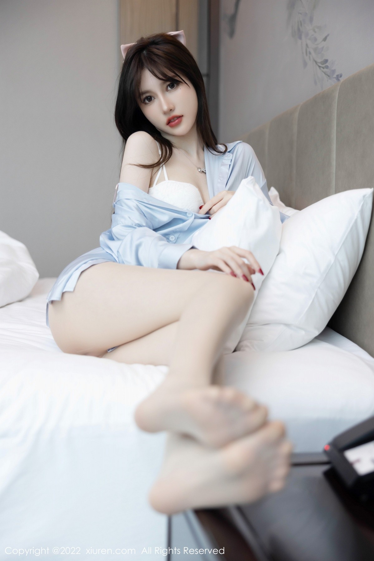 xgyw.top_XiuRen第5066期_模特美桃酱海南心愿旅拍半脱露性感白色内衣配原色丝袜诱惑写真76P