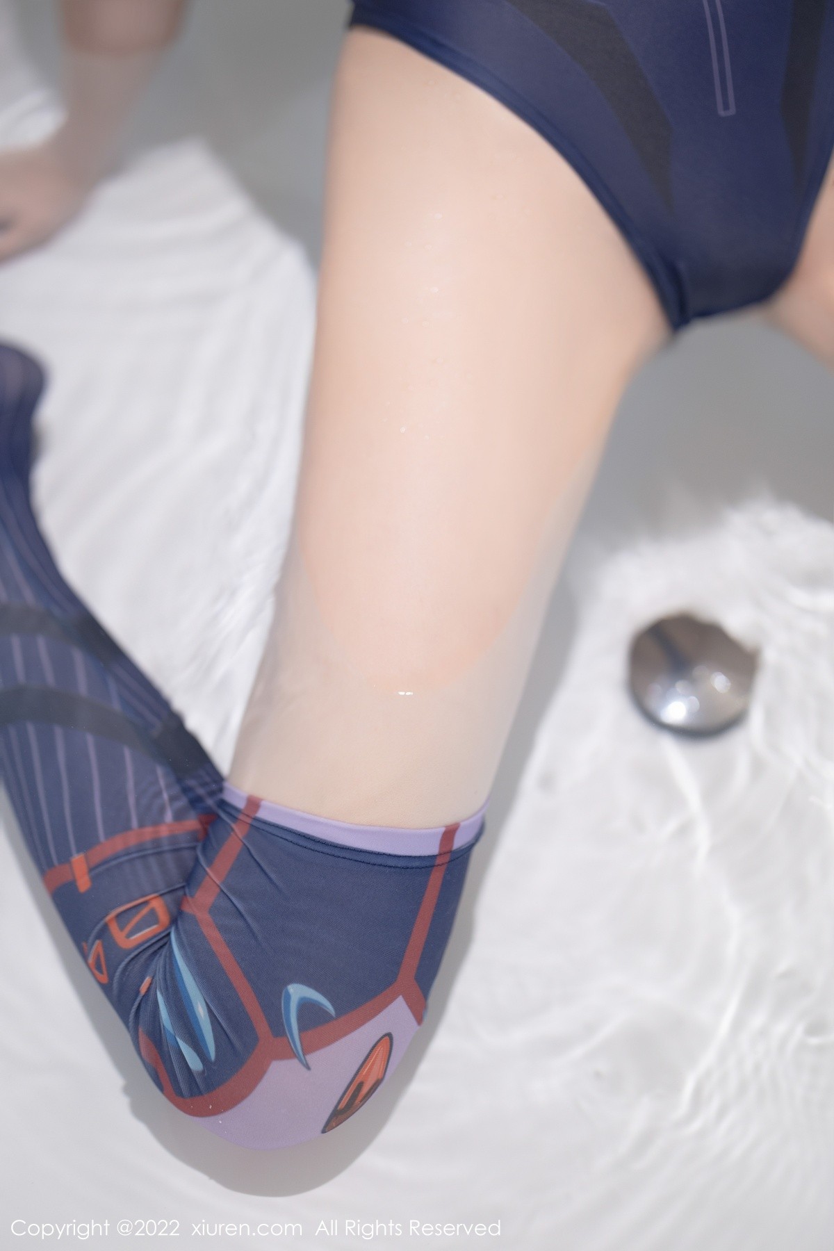 xgyw.top_XiuRen第5074期_女神王馨瑶yanni厦门旅拍海边沙滩性感蓝紫色泳服迷人诱惑写真100P