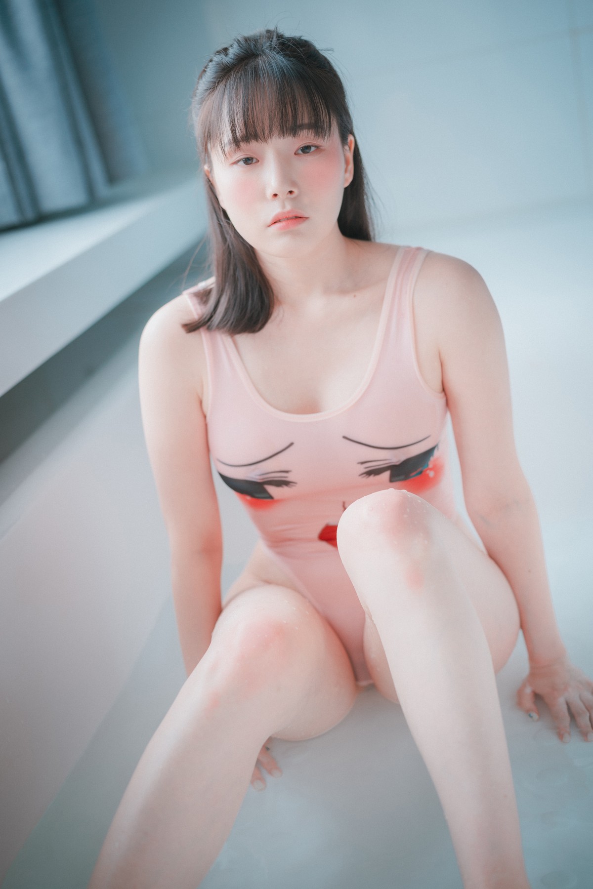 xgyw.top_[DJAWA]No.067_模特PIA_Swimming_Lessons_4主题私房浴室粉色连体衣诱惑写真78P