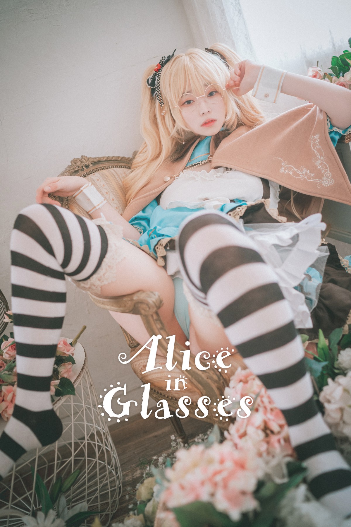 xgyw.top_[DJAWA]No.069_韩国模特_Alice in Glasses主题性感眼镜美少女私房女仆装诱惑写真49P