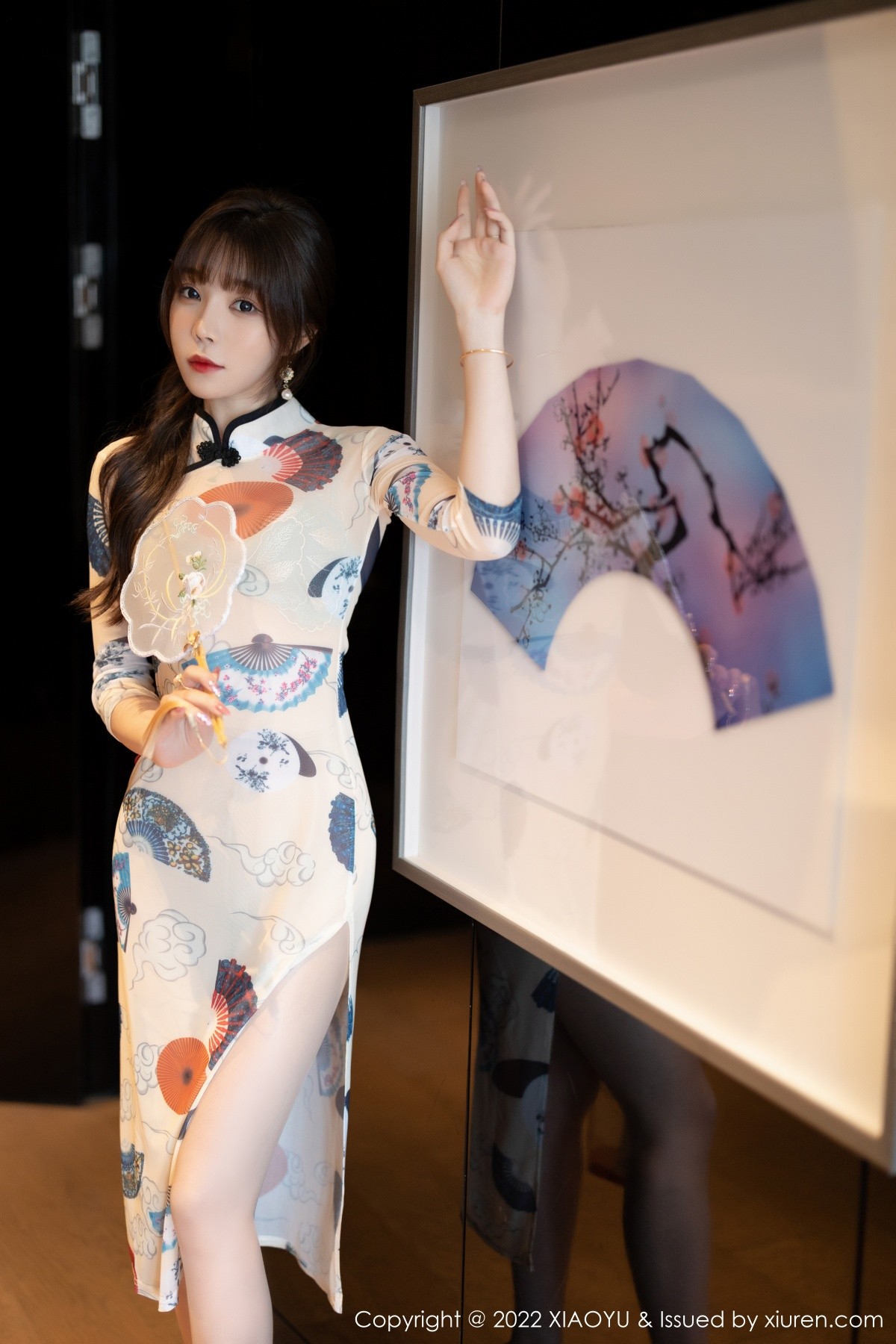xgyw.top_[XiaoYu画语界]Vol.788_女神芝芝Booty白色轻透旗袍露蕾丝内衣无内肉丝完美诱惑写真105P