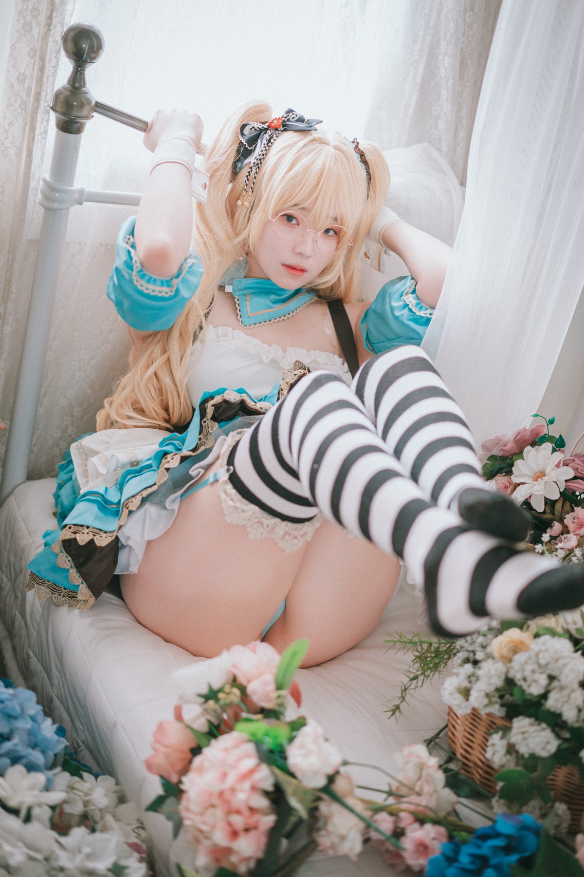 xgyw.top_[DJAWA]No.069_韩国模特_Alice in Glasses主题性感眼镜美少女私房女仆装诱惑写真49P