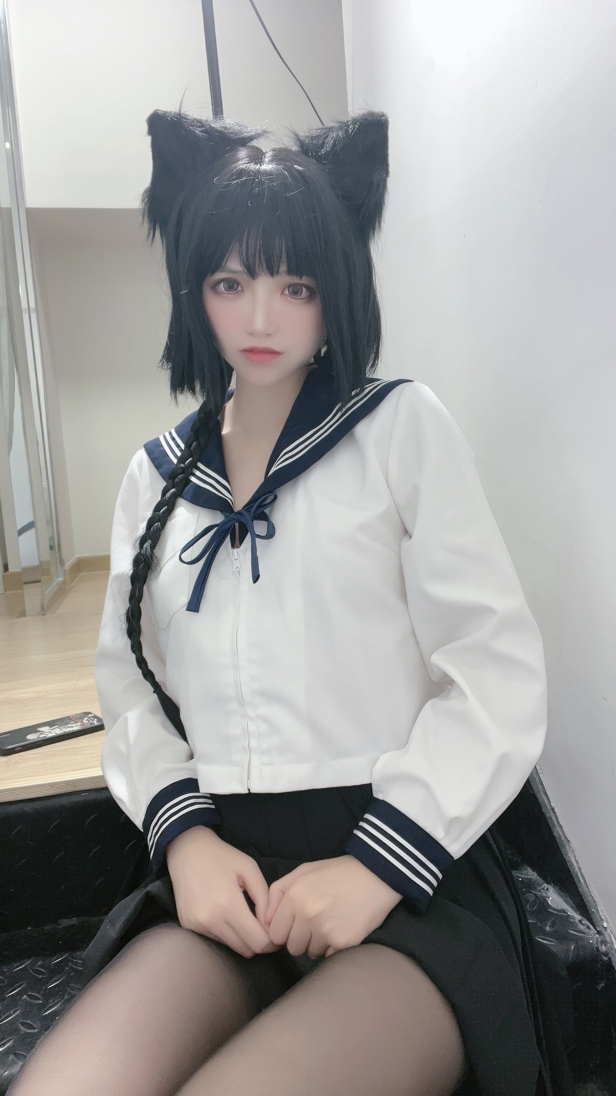 xgyw.top_网络美女疯猫ss制服少女主题私房性感学生制服下超薄黑丝裤袜秀美腿诱惑写真80P