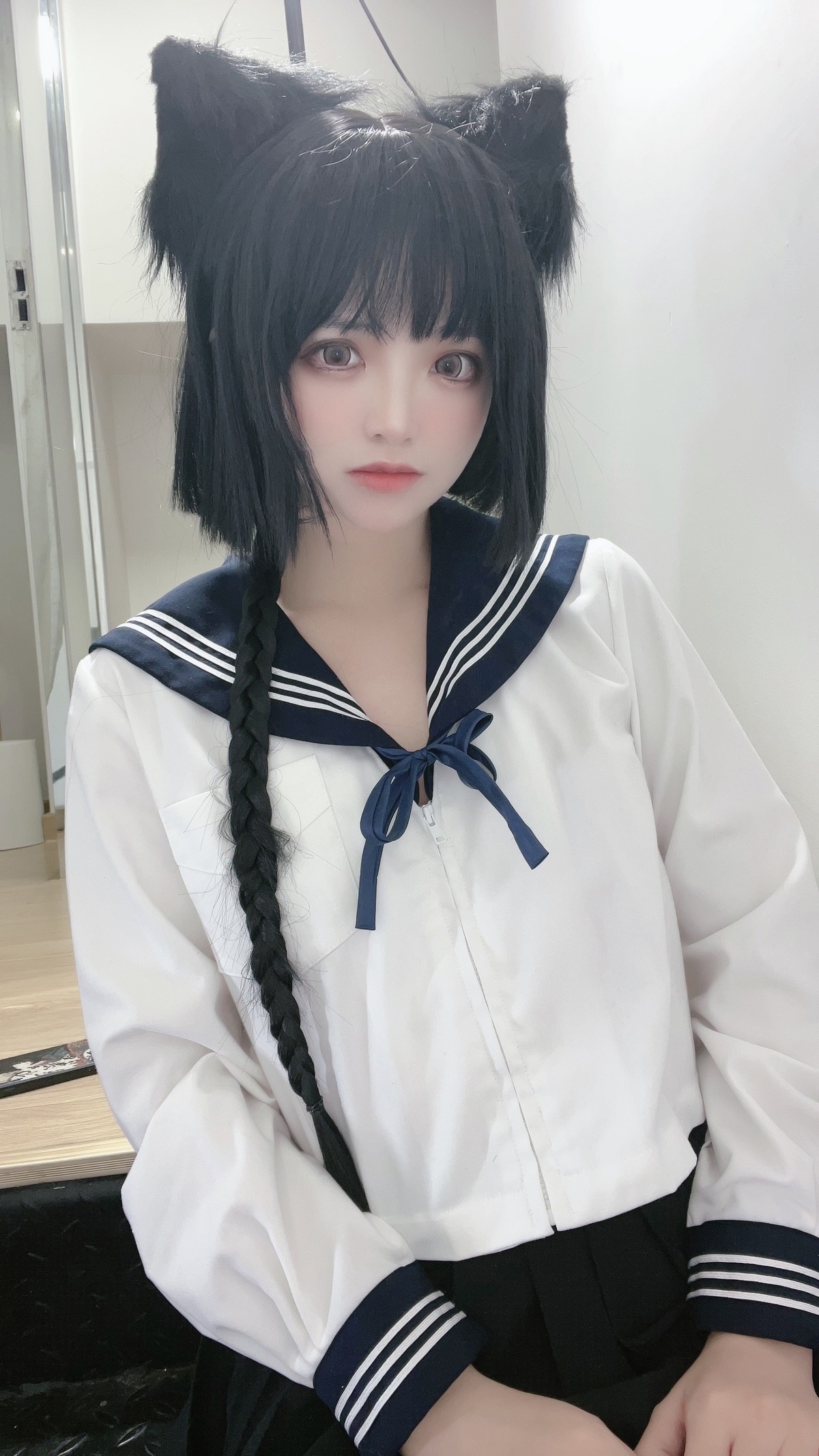 xgyw.top_网络美女疯猫ss制服少女主题私房性感学生制服下超薄黑丝裤袜秀美腿诱惑写真80P