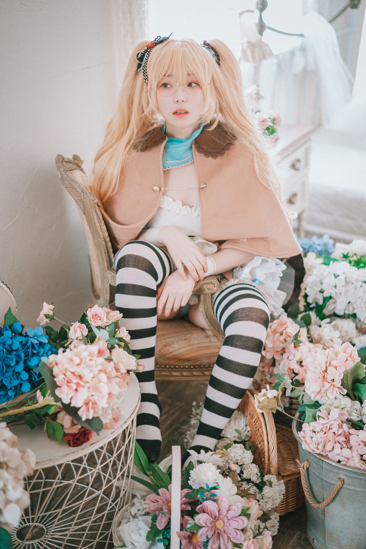 xgyw.top_[DJAWA]No.069_韩国模特_Alice in Glasses主题性感眼镜美少女私房女仆装诱惑写真49P