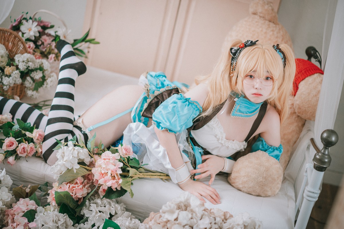 xgyw.top_[DJAWA]No.069_韩国模特_Alice in Glasses主题性感眼镜美少女私房女仆装诱惑写真49P